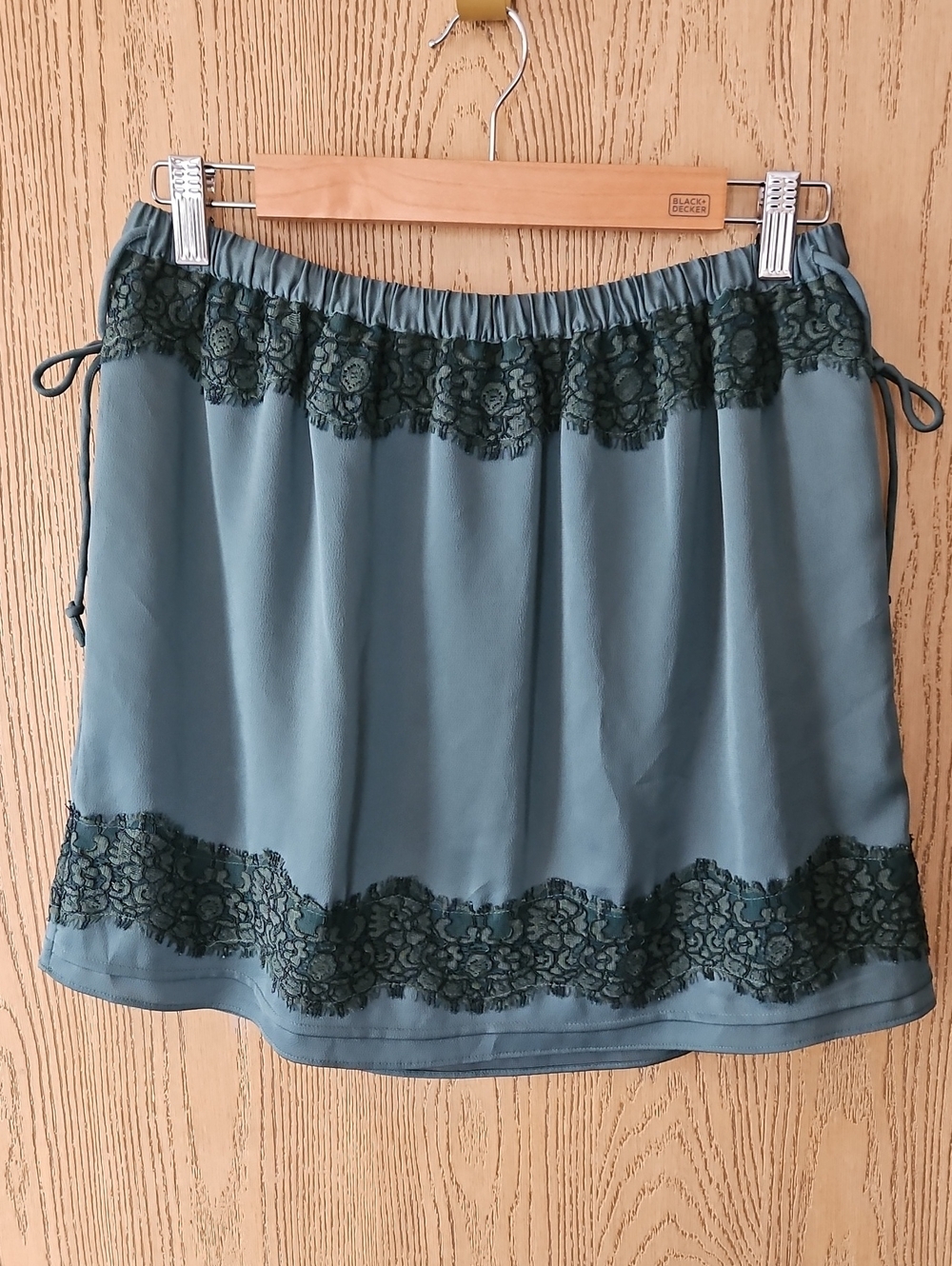 Banana Republic Green Lace-Trim Mini Skirt